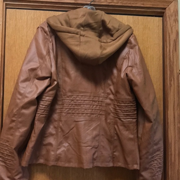 Jacket - Picture 5 of 5